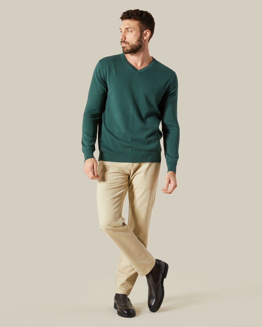 v-neck pullover