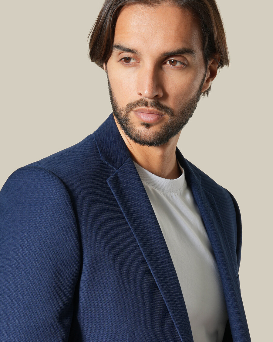 single-breasted suit jacket