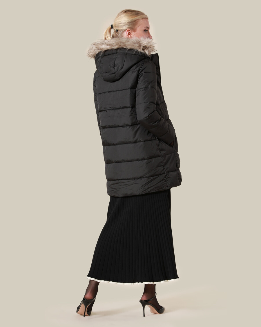 fur-trimmed puffer jacket