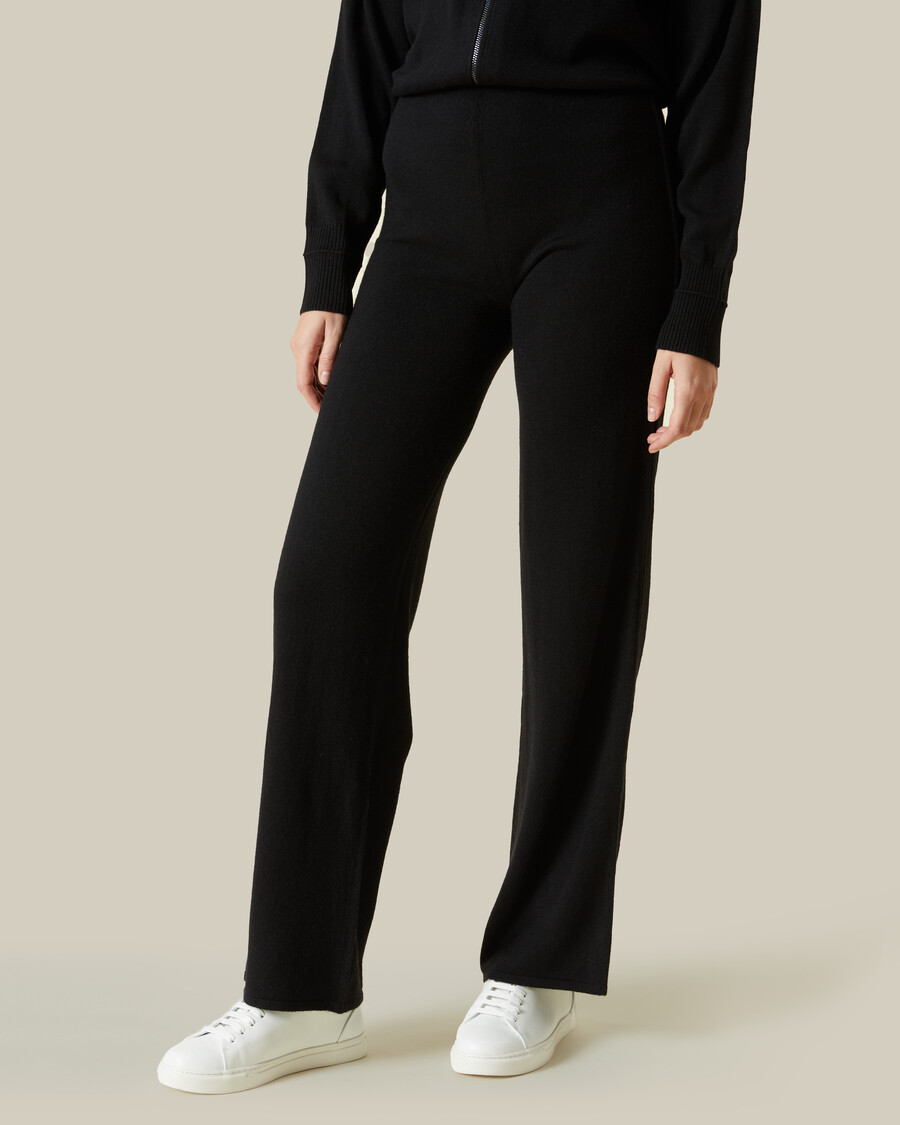 monochrome knitted coordinates