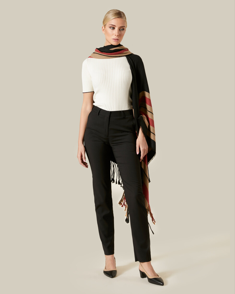 contrast tipping knitted top