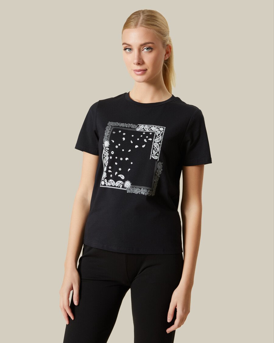 paisley printed t-shirt